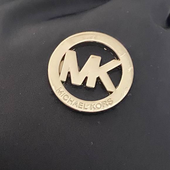 Michael Kors Dark Blue Puffer Jacket with Faux Fur - Picture 6 of 12